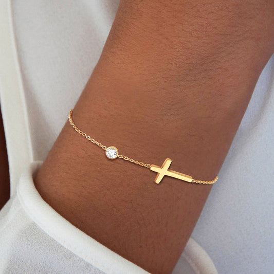 Malin-Tassou Chic Cross Bracelet