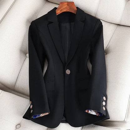 Emie Daly Refined Classic Blazer