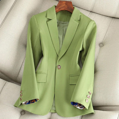 Emie Daly Refined Classic Blazer