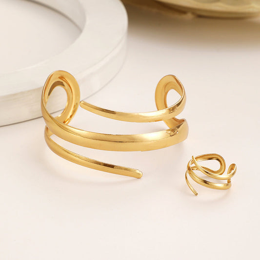 Women’s Open Curve Bracelet and Ring Set