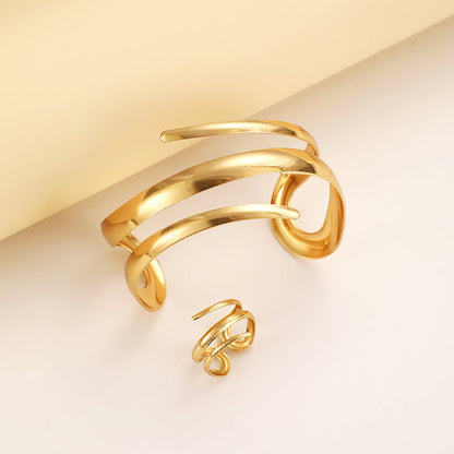 Women’s Open Curve Bracelet and Ring Set