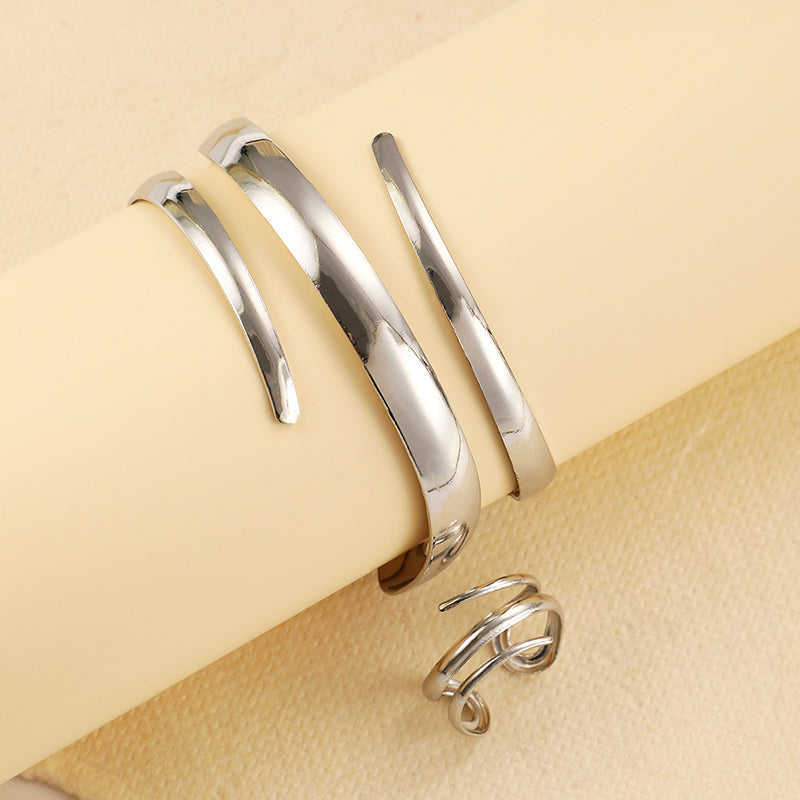Women’s Open Curve Bracelet and Ring Set