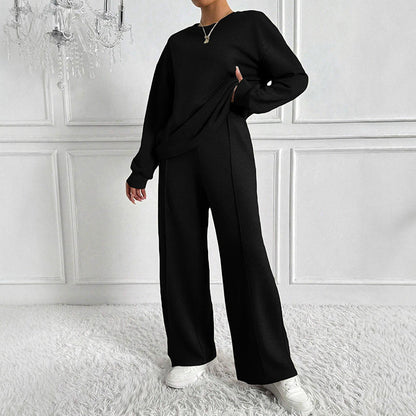 Women’s Two-Piece Lounge Set with Wide-Leg Pants and Relaxed Sweatshirt